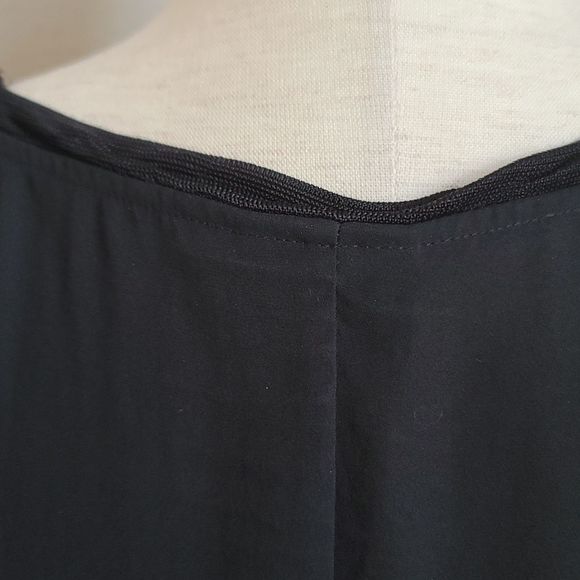 WHO, WHAT, WEAR WOMAN'S TOP - Picture 8 of 9